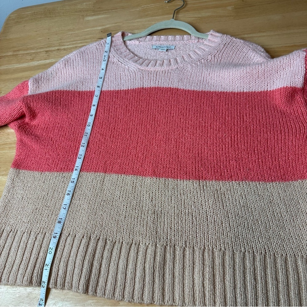 American Eagle AE Women’s Pink Beige Striped Sweater Size Medium M - Picture 4 of 9